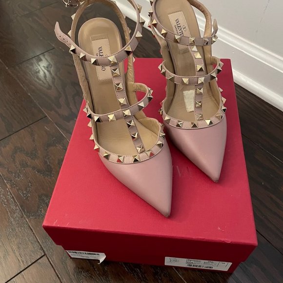 Valentino - Picture 3 of 12